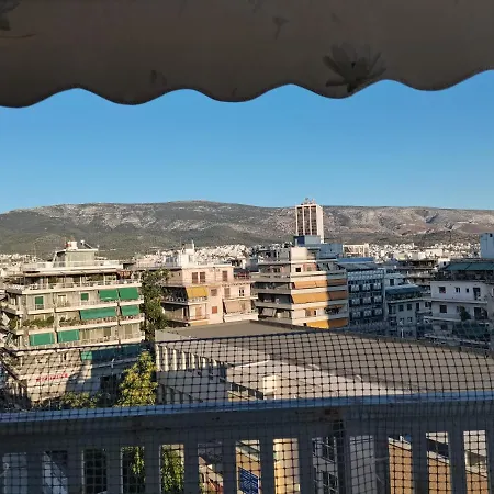 Penthouse Spacious W Super Wifi & Terrace, 2 Min From Metro